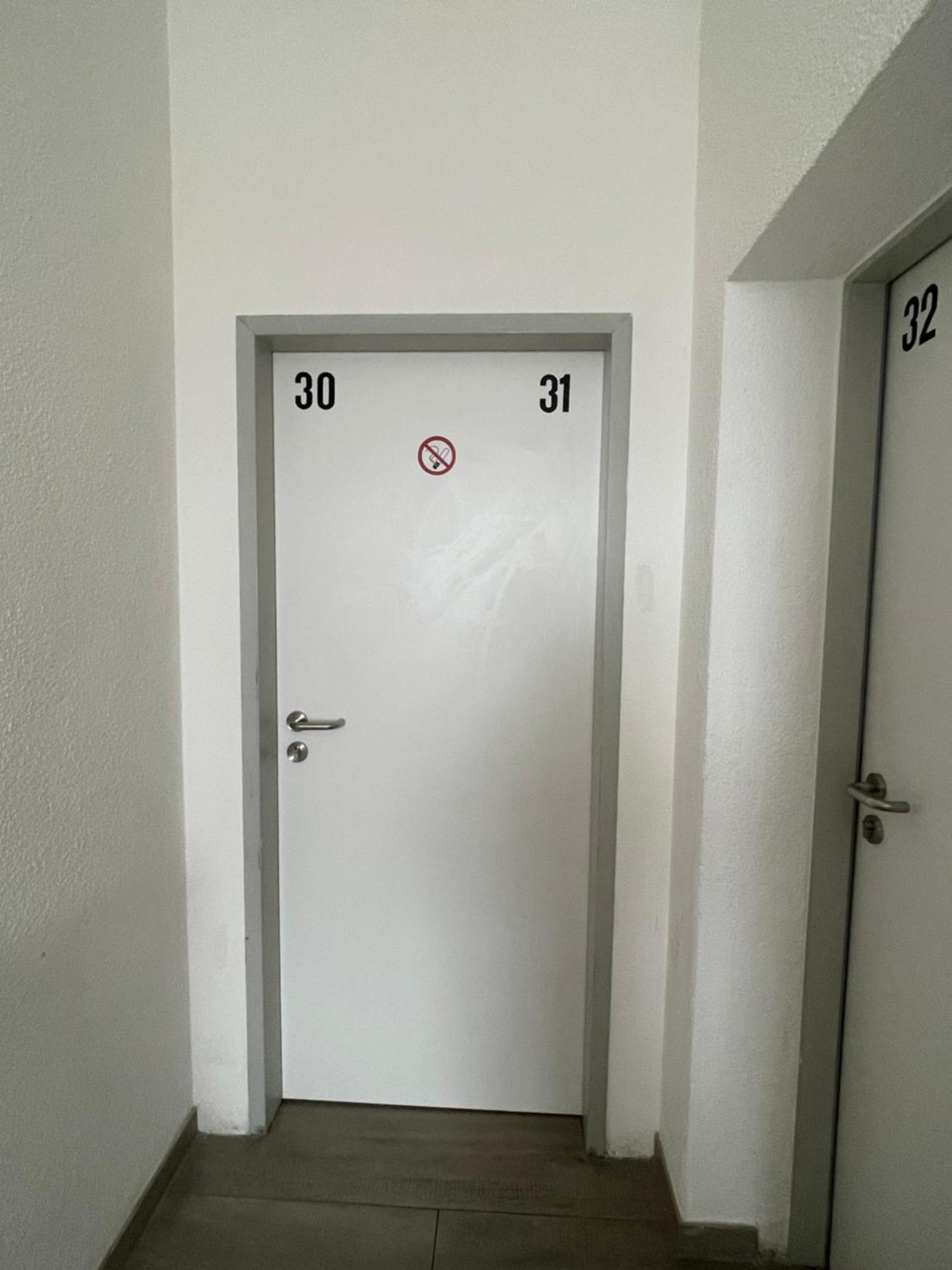 Comfortable Hostel In ווסלינג מראה חיצוני תמונה